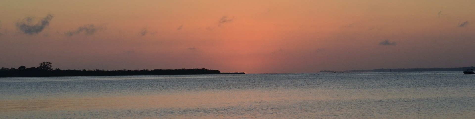 Sunset over the water at Metung